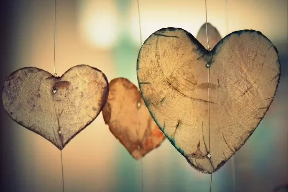 Teoría triangular del amor de Sternberg